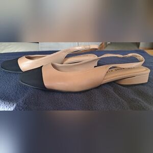 Anne Klein Tan and Black Slingback Flats